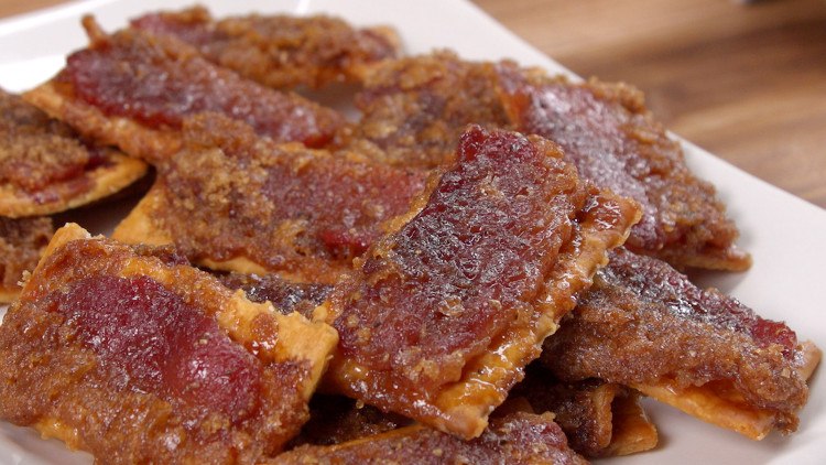 Bacon Crackers