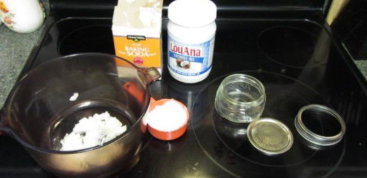 ingredients for DIY coconut oil baking soda scrub