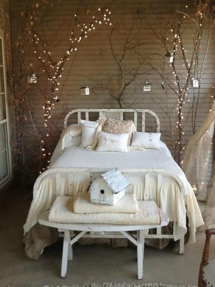 Featured image of post Ceiling Simple Fairy Lights In Bedroom