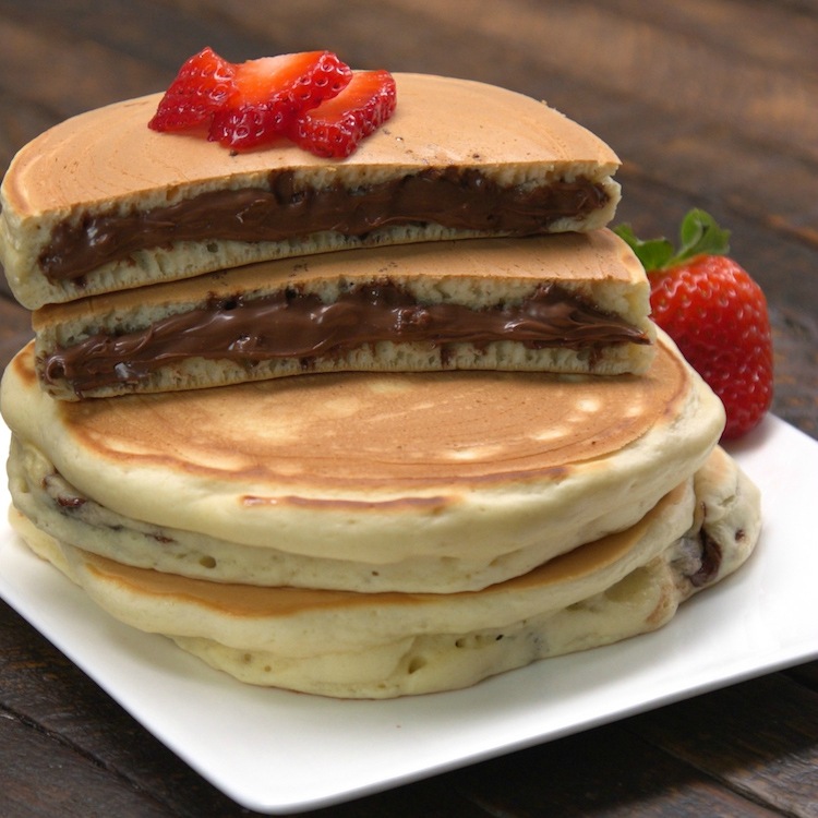 Pancakes stuffed with Nutella discs