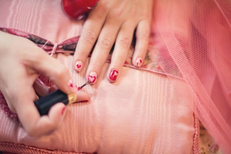 Nail Polish Has An Effect On Your Body Just 10 Hours After You've Applied it
