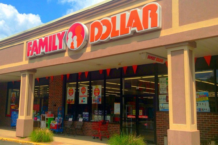 Image of Family Dollar Store.