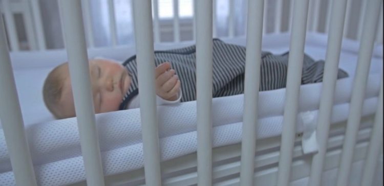 SafeSleep Breathe-Through Crib Mattress