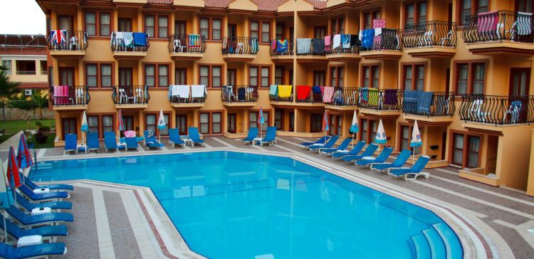 Pic of hotel pool.