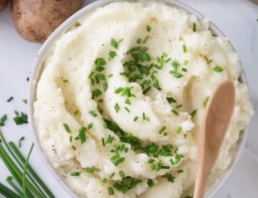 Image of bowl of mashed potatoes