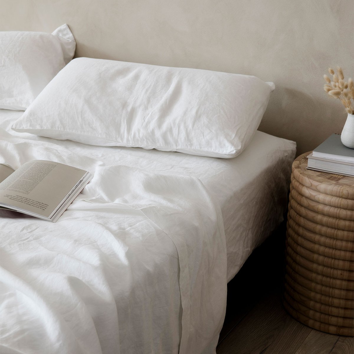 Product_Page_Main_Image_1400x1400_Fitted_Sheet_White_2_1200x