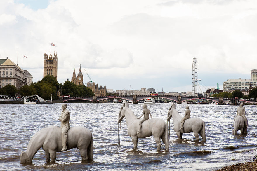My-Sculpture-Of-Four-Horsemen-Submerged-In-The-Thames-Warns-Of-Climate-Change__880